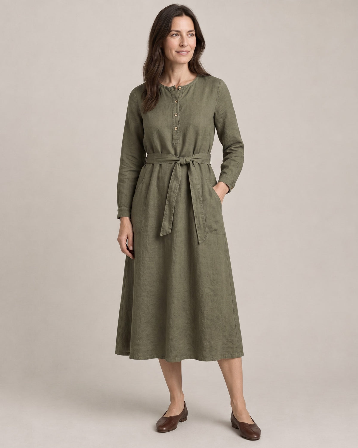 AUTUMN – alyvuogių žalia lininė suknelė, priekis #Color_Olive green