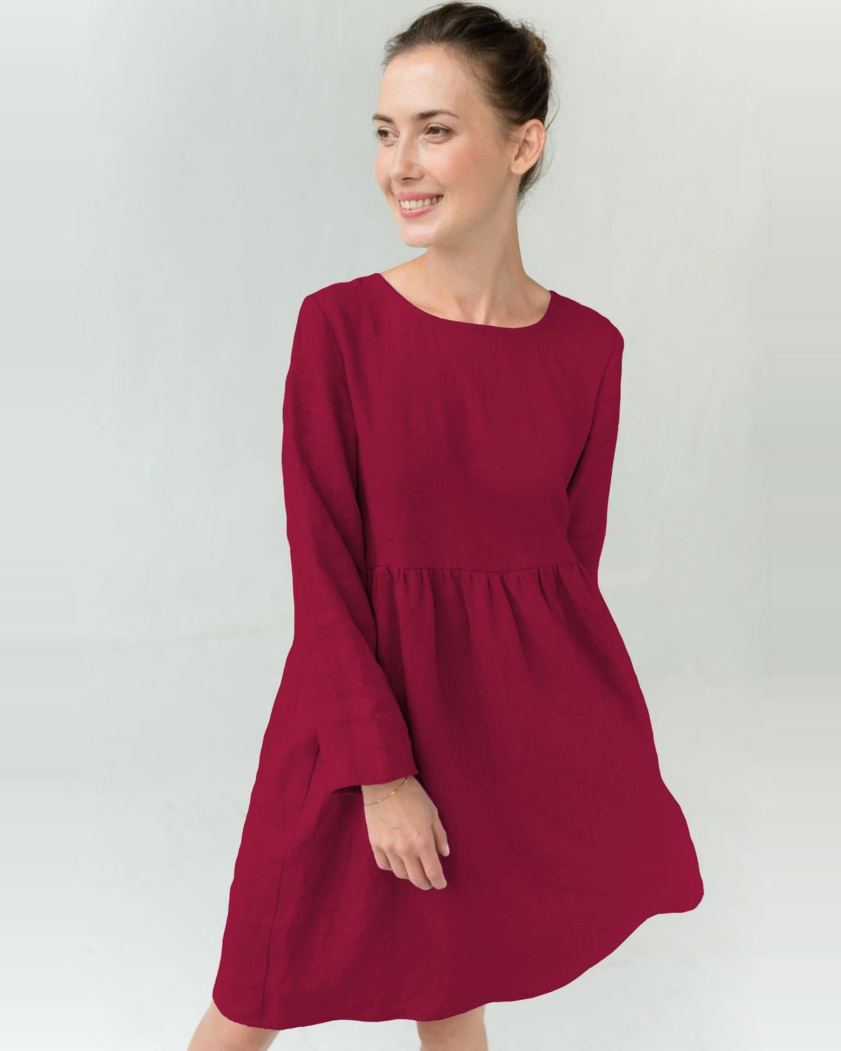 LeMuse CANDY linen dress in cerise – studio front #Color_Cerise