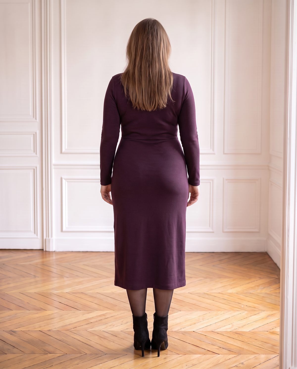 INGRID aubergine dress, back view