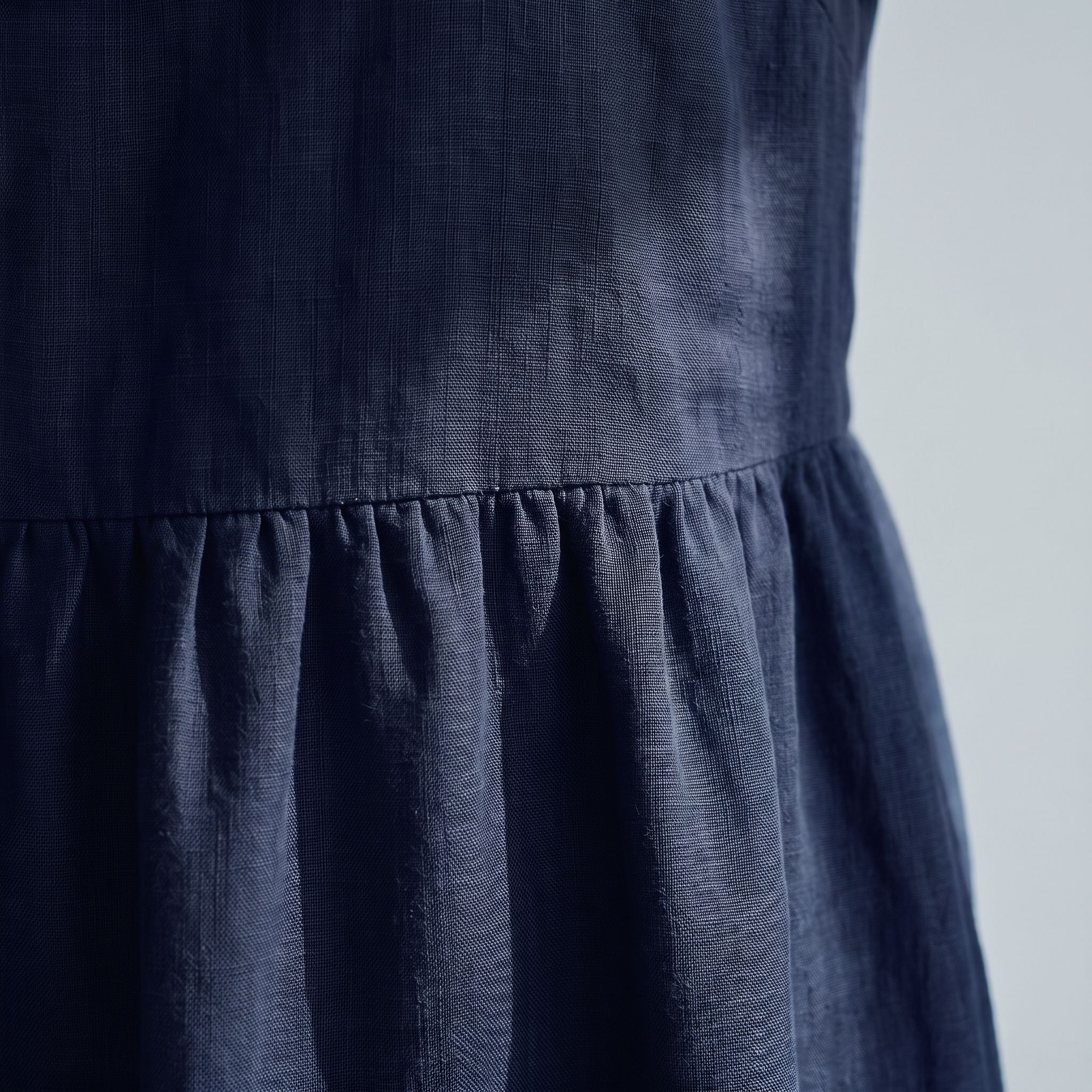 LUNA — Relaxed Linen Dress with Pockets