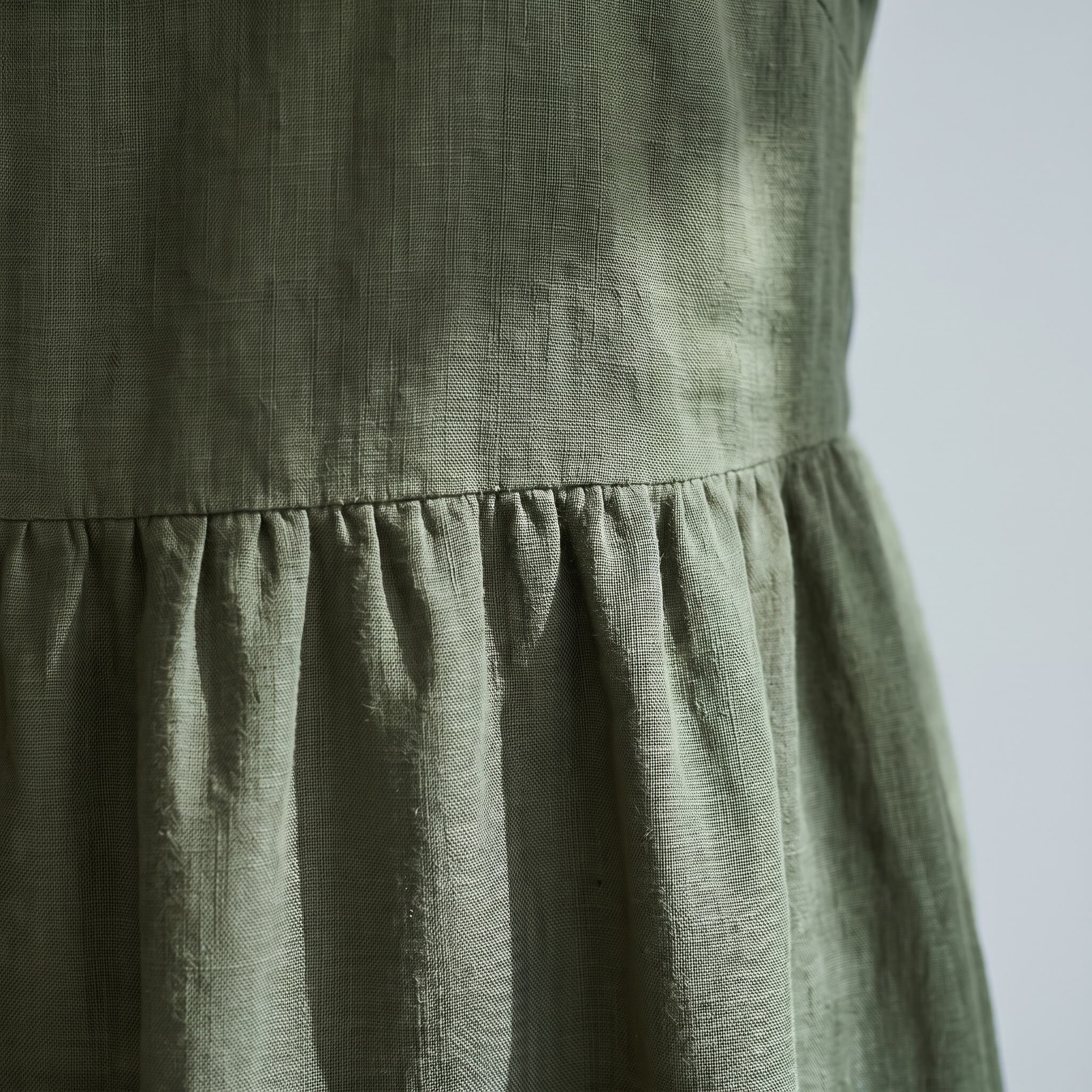 LUNA — Relaxed Linen Dress with Pockets