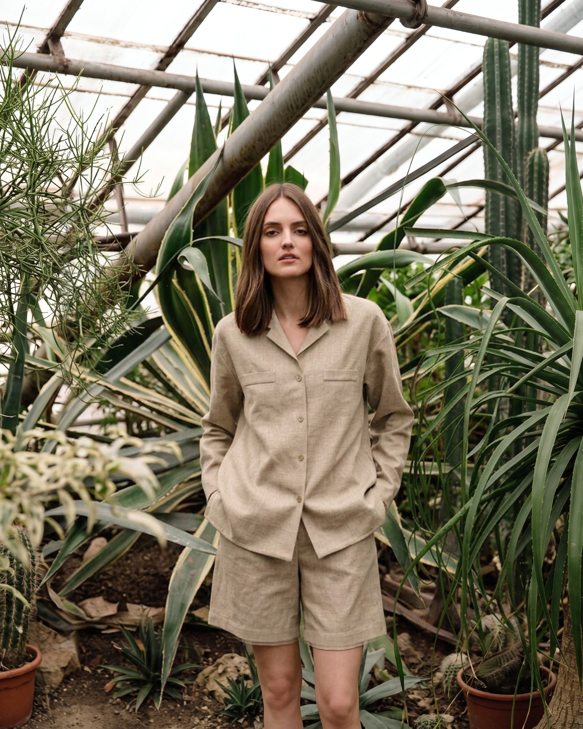 OASIS – beige linen blend camp collar shirt with matching shorts, front