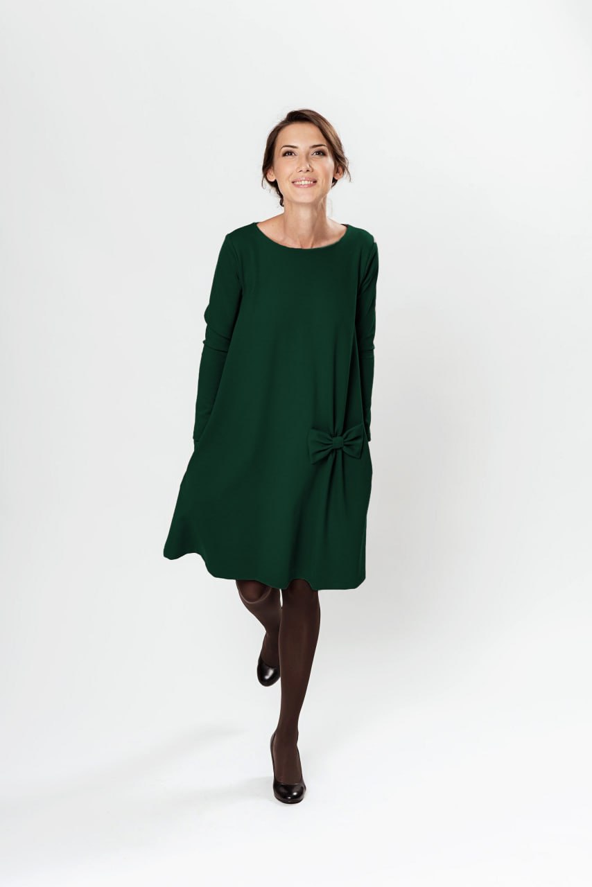 Italienisches Punto-Kleid KISS — Strukturierter Strick mit Schleife