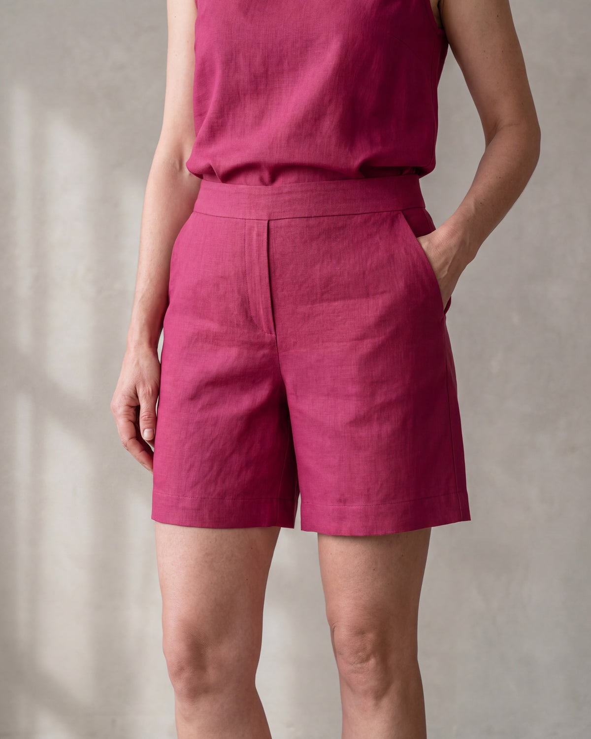 SIMPLICITY Cerise linen blend high-waisted shorts, close front view