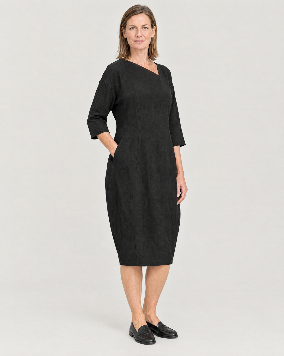 SHAPE linen cocoon midi dress in Black, three-quarter view