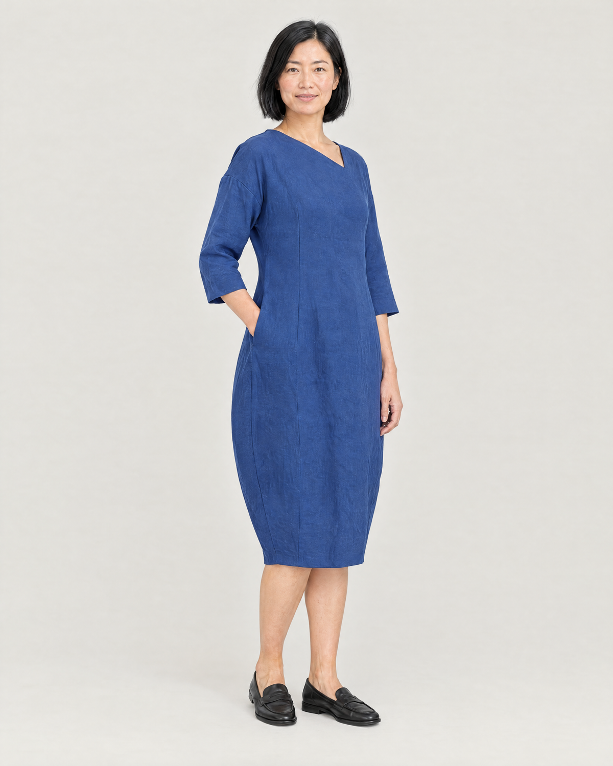 SHAPE linen cocoon midi dress in Blue, three-quarter view