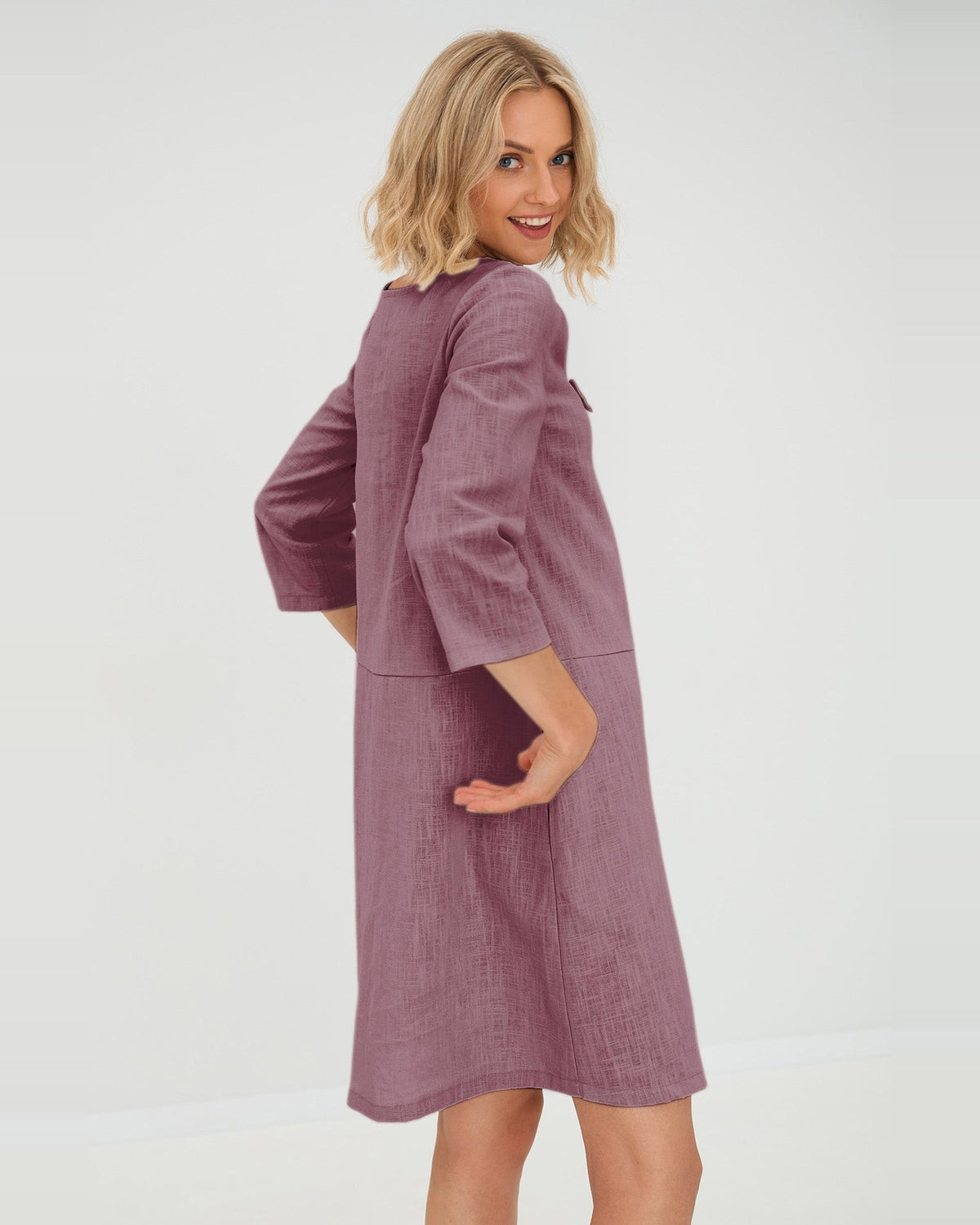 SUN – Linen Blend V-Neck Bow Dress – Dusty rose dress, back view over the shoulder, studio #Color_Dusty rose