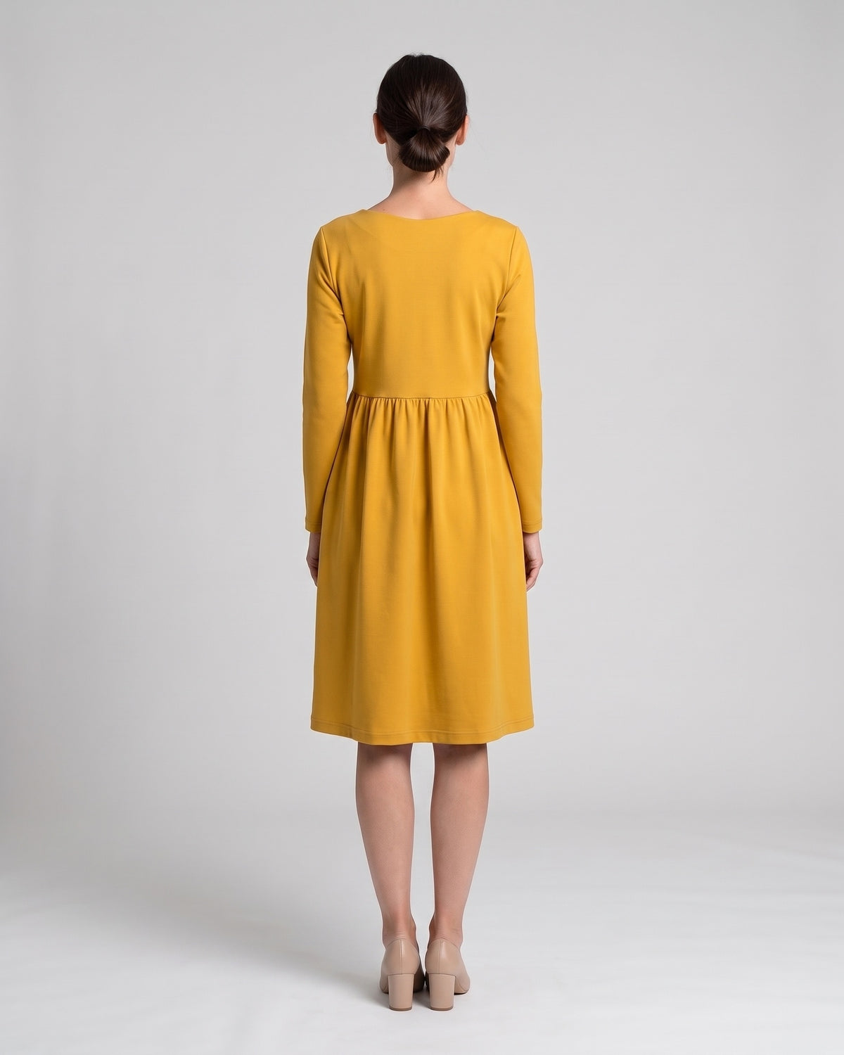 SUNSHINE Punto Milano midi dress in yellow, back view #Color_Yellow