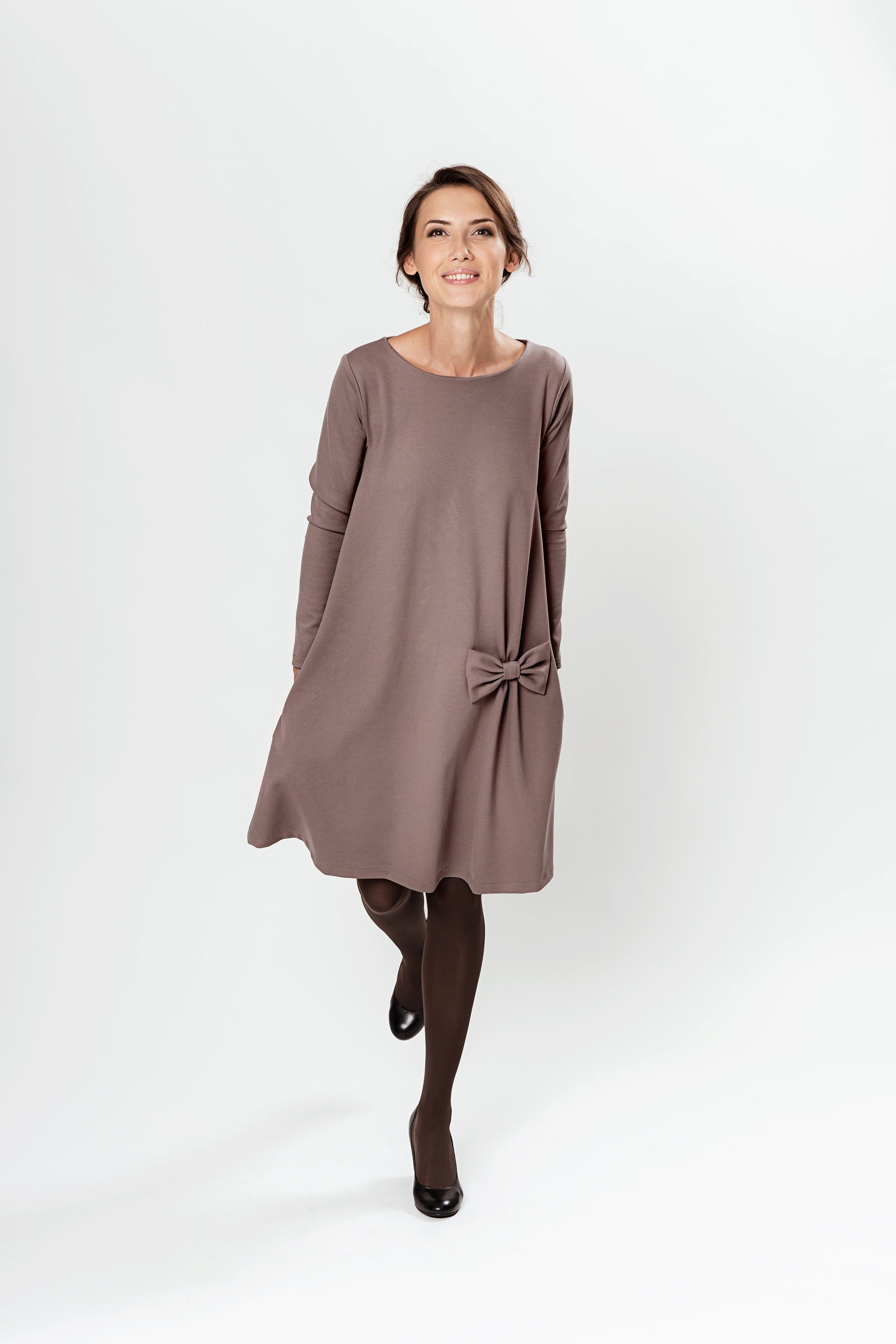 Italienisches Punto-Kleid KISS — Strukturierter Strick mit Schleife