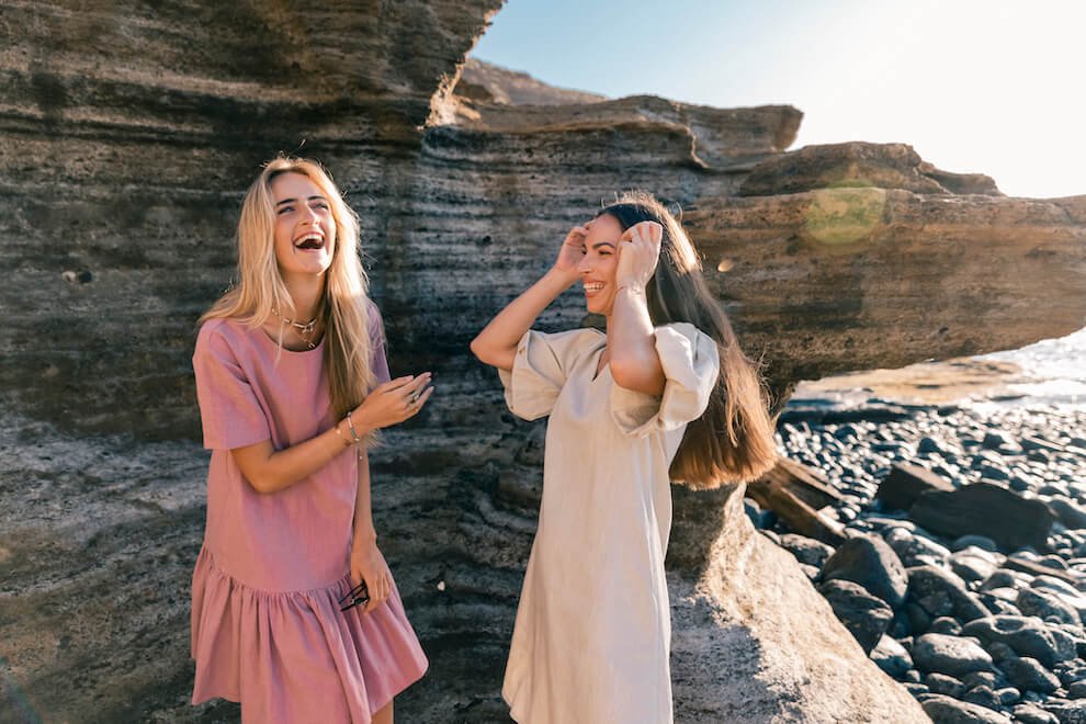 How to Get Wrinkles out of Linen without Ironing Lemuse