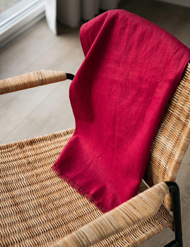 LeMuse cerise small SHADOW linen scarf-2