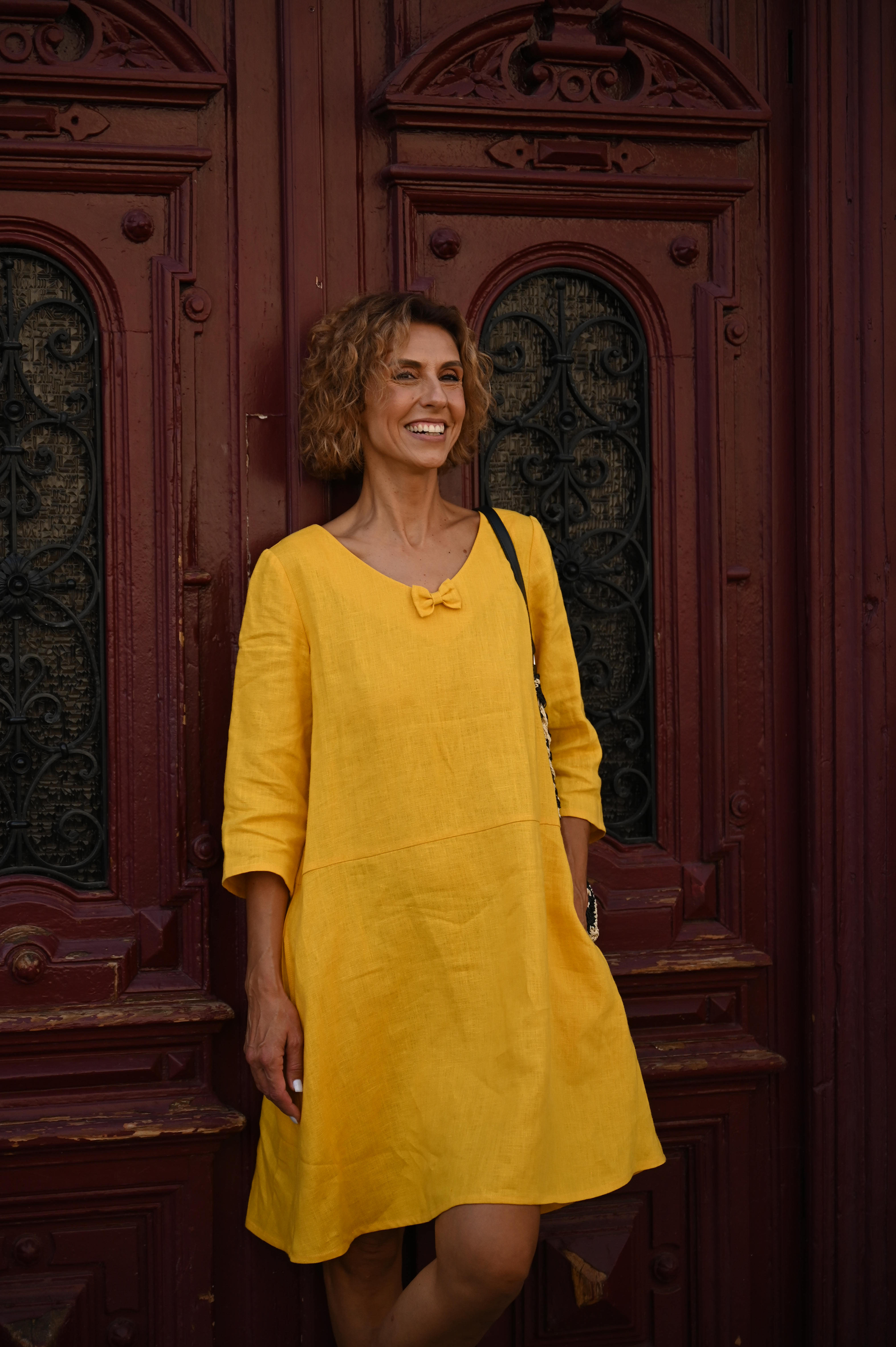 SUN — V-Neck Stonewashed Linen Dress
