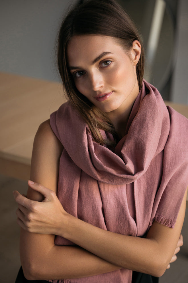 Big SHADOW linen scarf