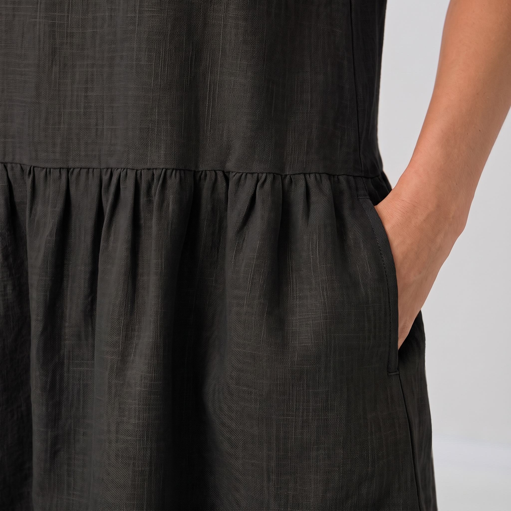 Leinenkleid BLOSSOM — Das Kleid, zu dem Sie zuerst greifen