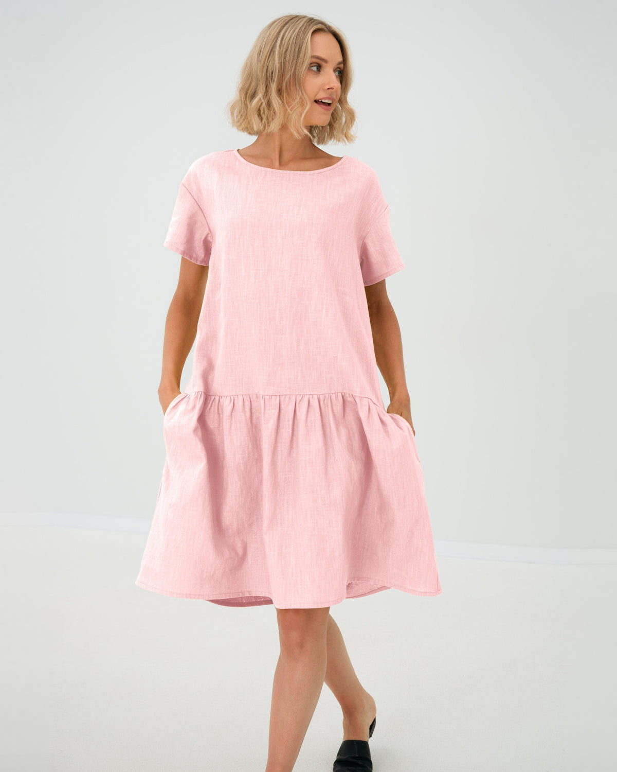 LeMuse BLOSSOM linen dress in rose – studio front #Color_Rose