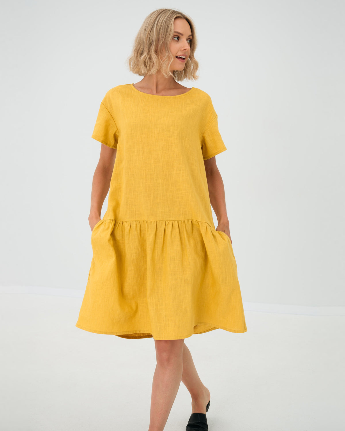LeMuse BLOSSOM linen dress in yellow – studio front #Color_Yellow
