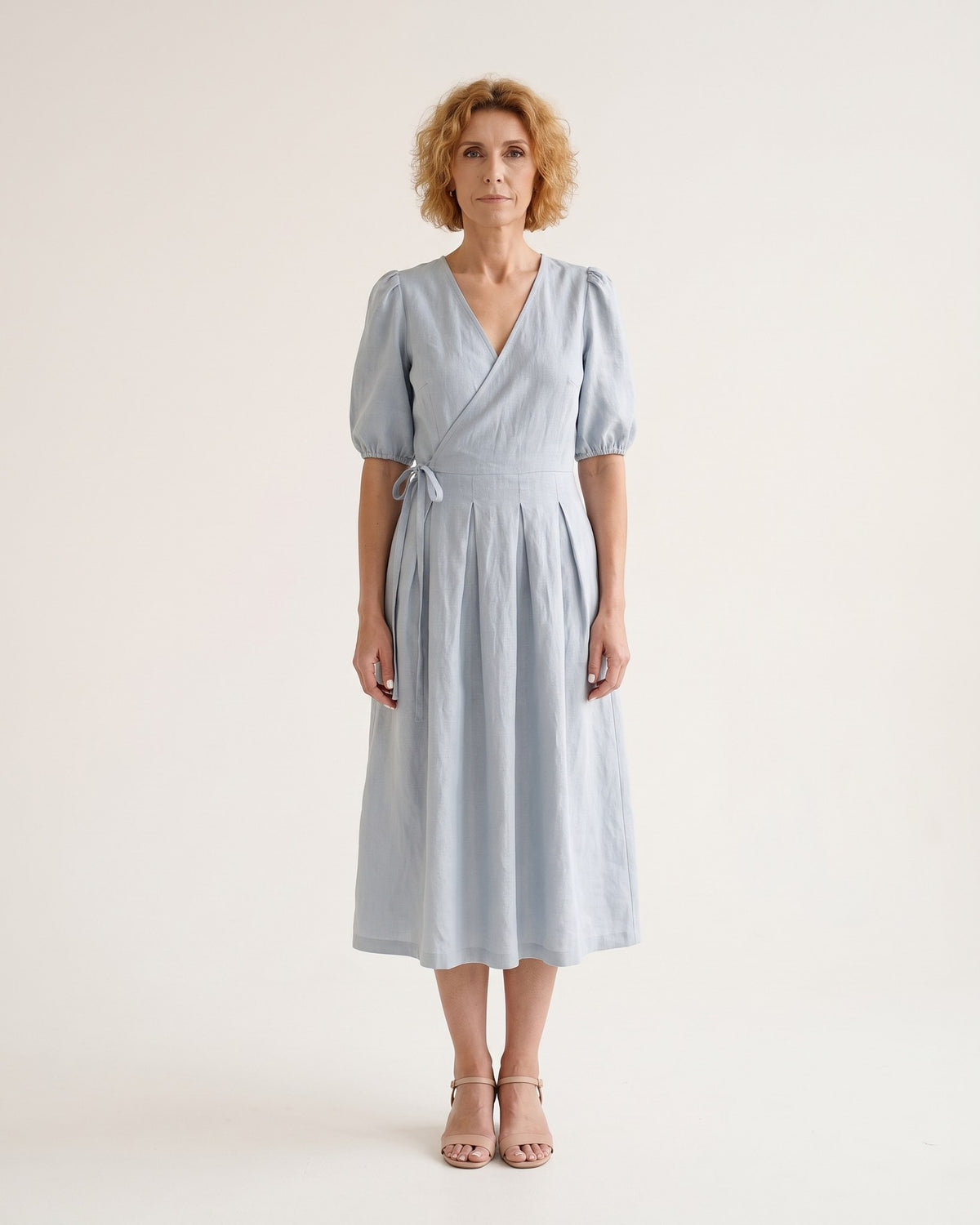 BONNIE – Linen Blend Puff Sleeve Tie-Waist Midi Dress – Light blue suknelė, front view, full length in studio #Color_Light blue
