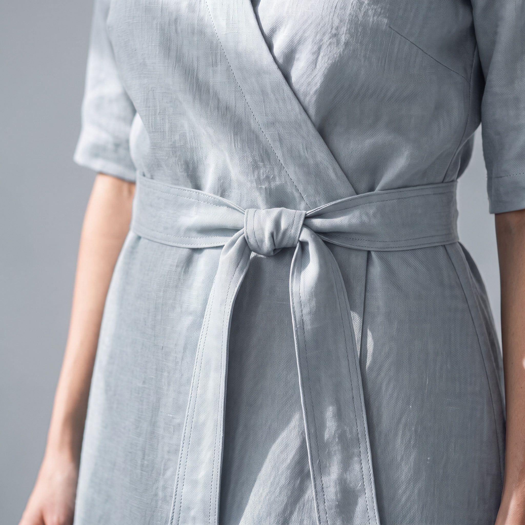 CHLOE — Wrap-Style Linen Dress with Pockets