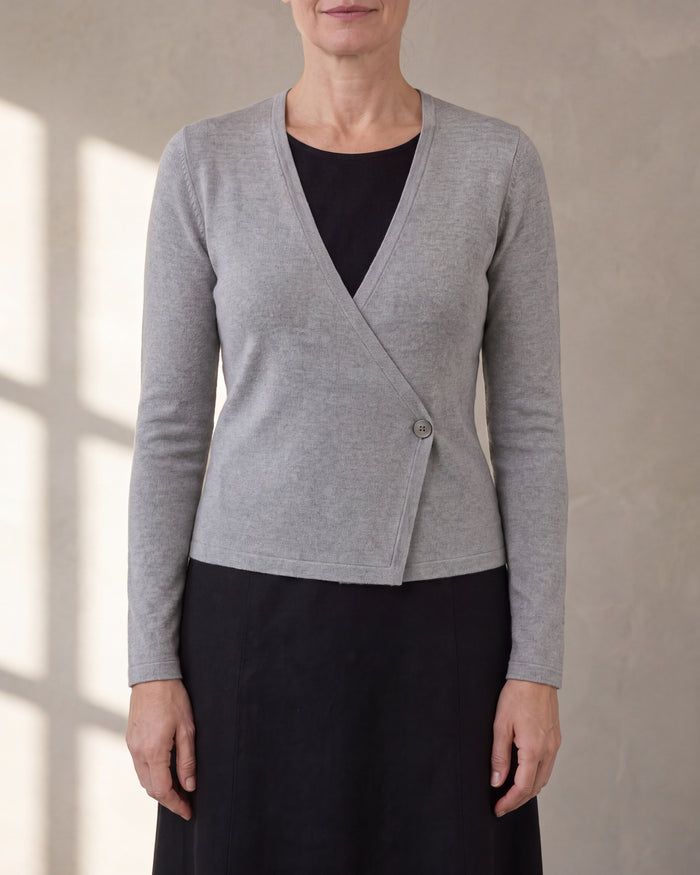 DRESS CARDIGAN – Hellgrau