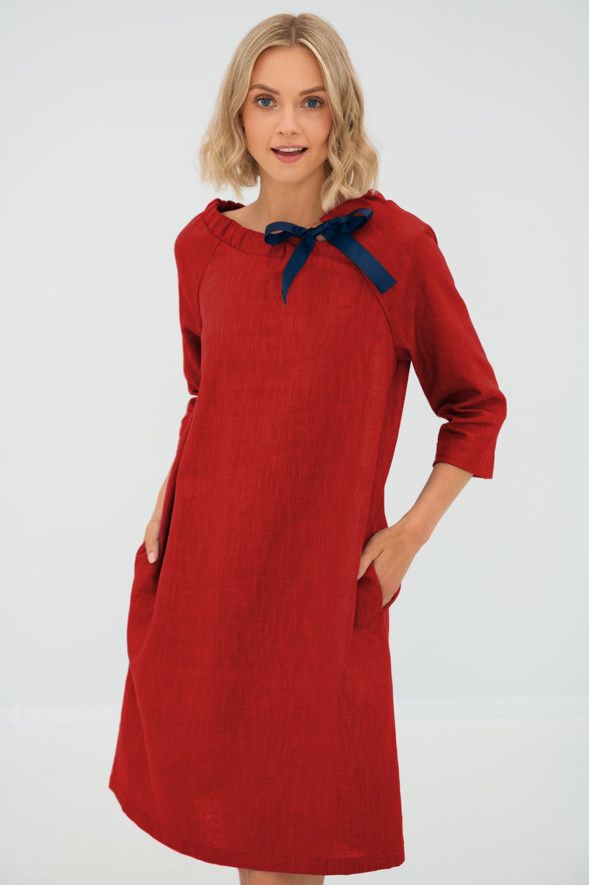 LeMuse FRENCH linen dress in red – studio front view #Color_Red
