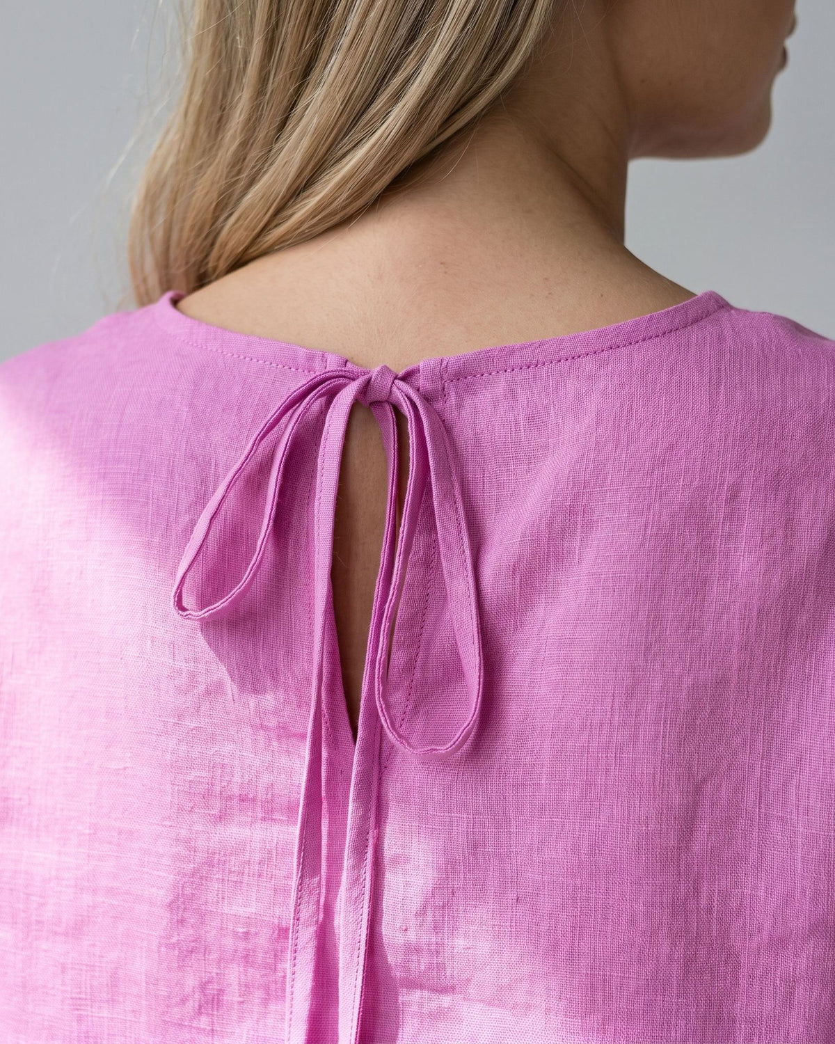 HARPER – Rose linen tie-back top, tie-back knot detail