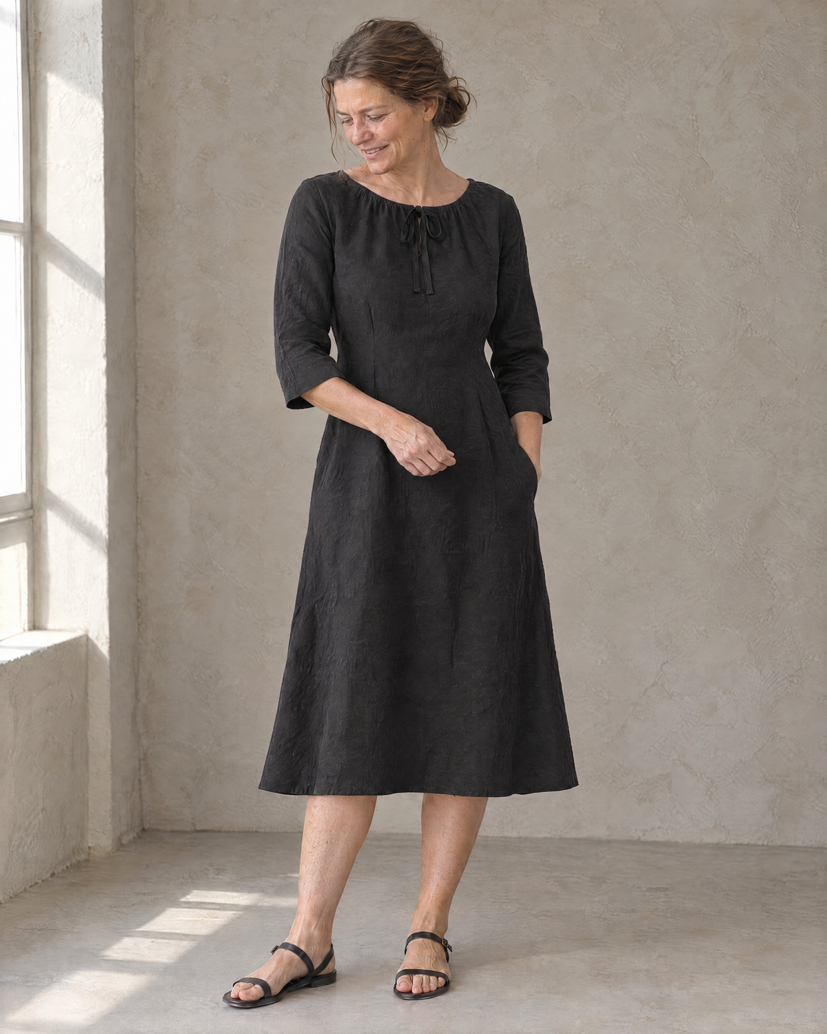 HELENA linen dress in Black, three-quarter view