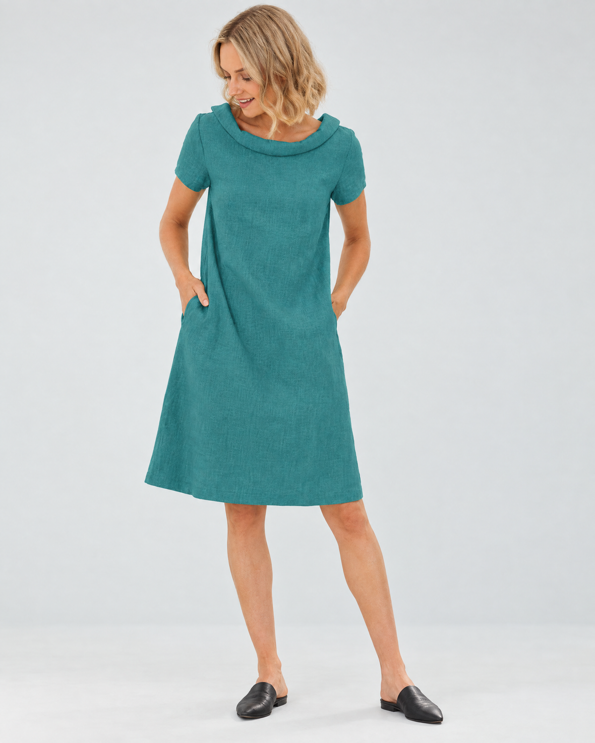 LeMuse STORY linen dress in teal – studio front full-length view #Color_Teal