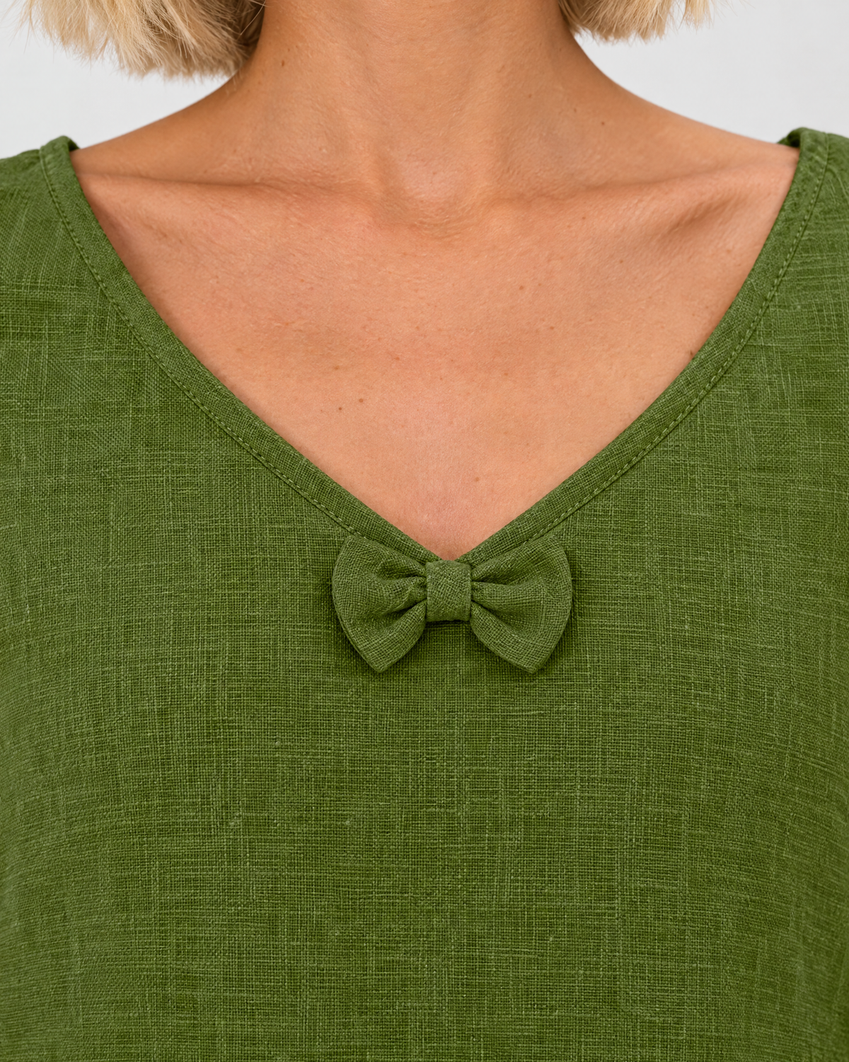 SUN – Linen Blend V-Neck Bow Dress – Olive green dress, bow neckline detail, studio #Color_Olive green