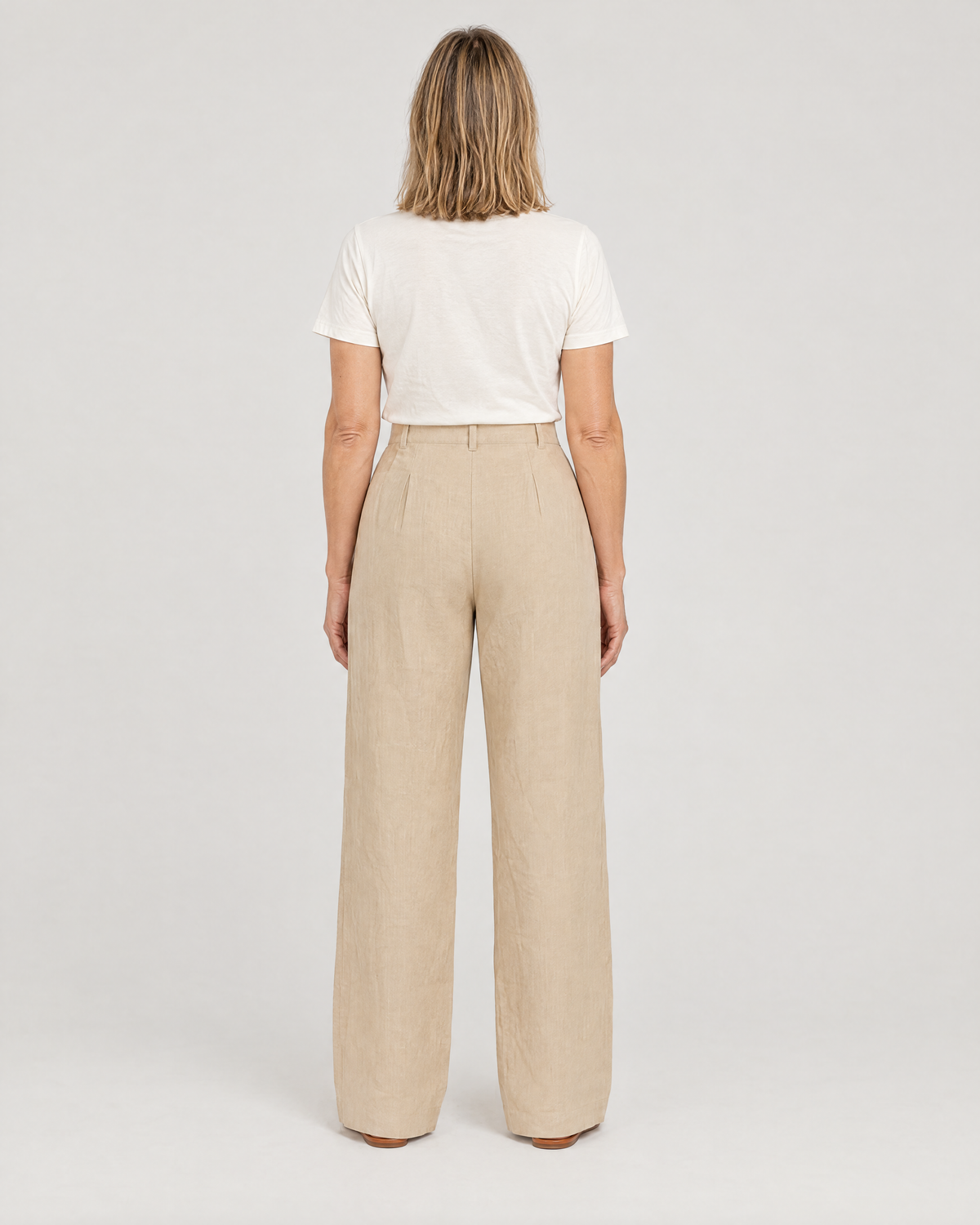 LYRA OPAQUE beige linen trousers, plain back view with belt loops and no back pockets