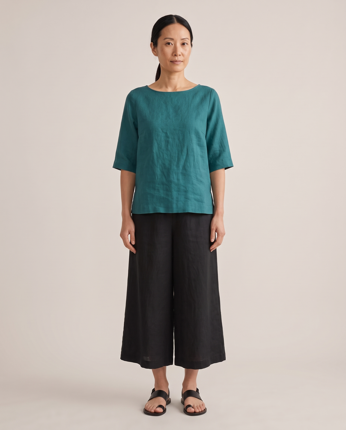 LIFT linen boat-neck top in Teal, front view