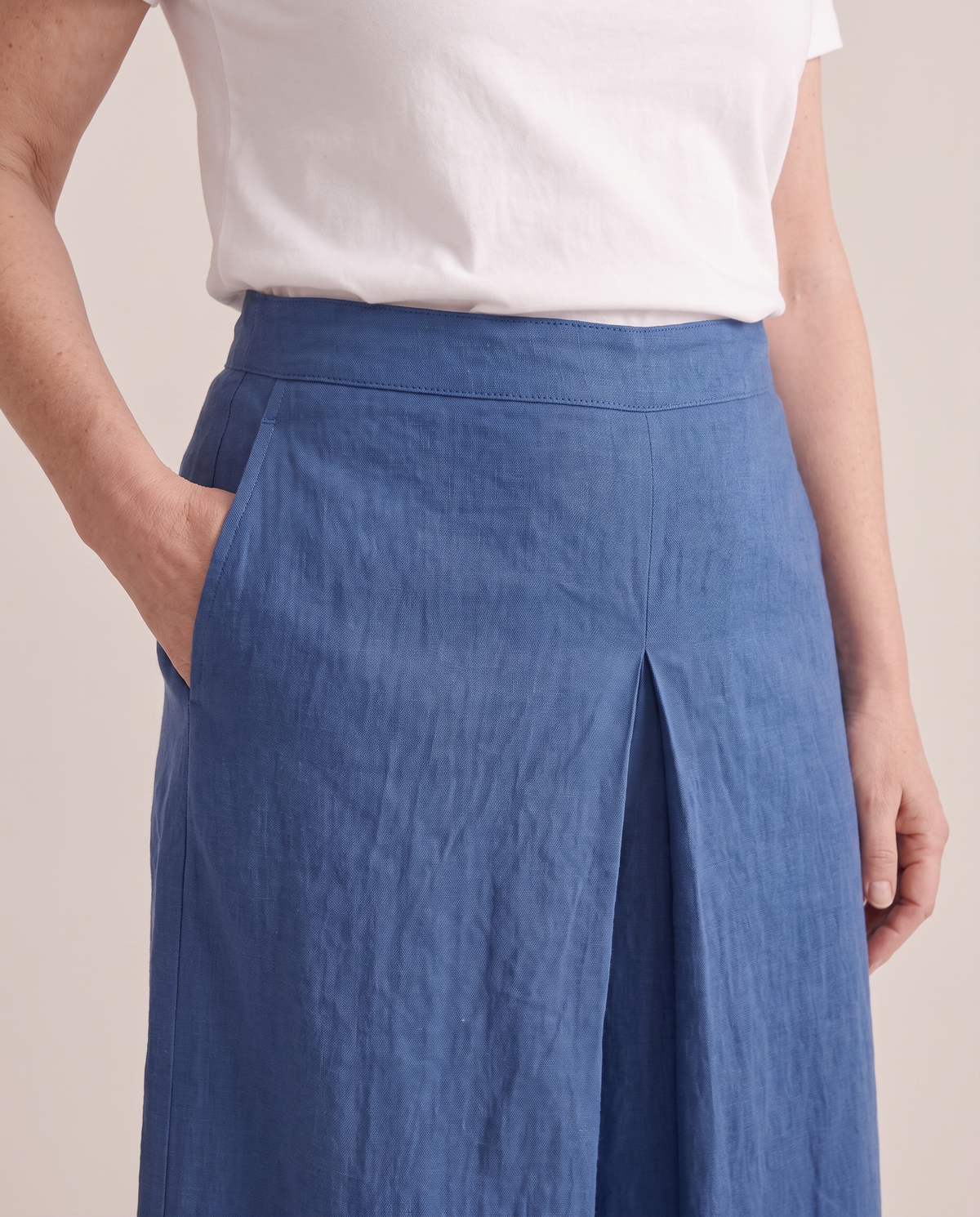 SWAY linen culottes in Blue, flat front waistband, pleat and pocket detail