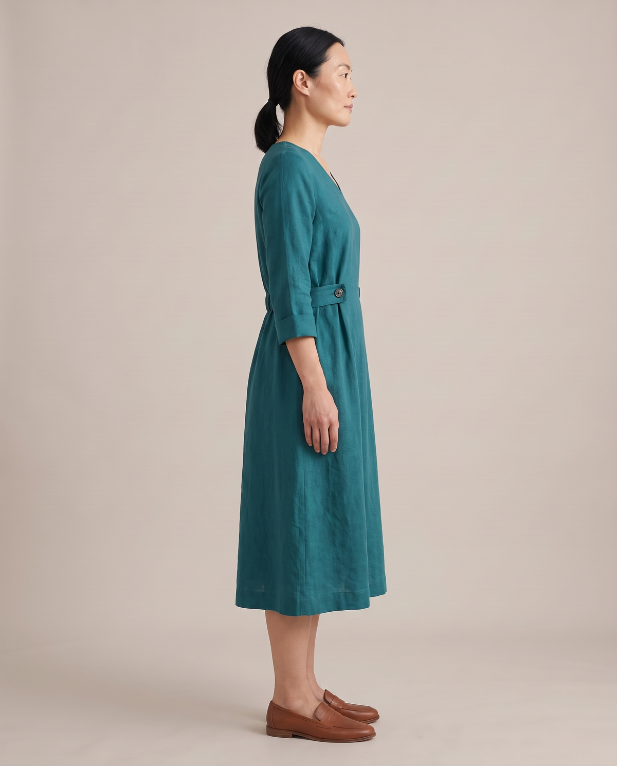 IDA teal linen dress from the side