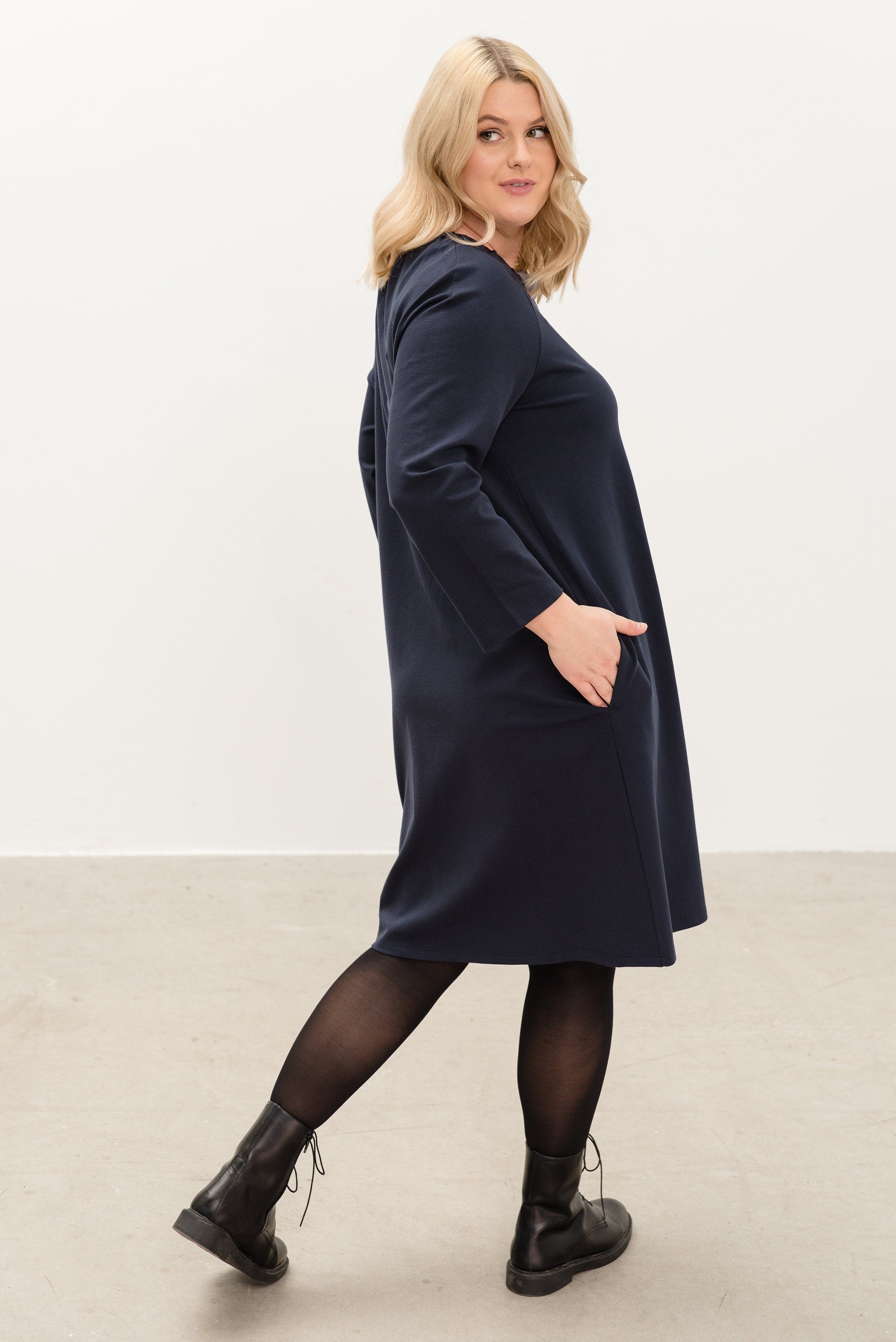 FRENCH dress in deep blue #Color_Deep blue