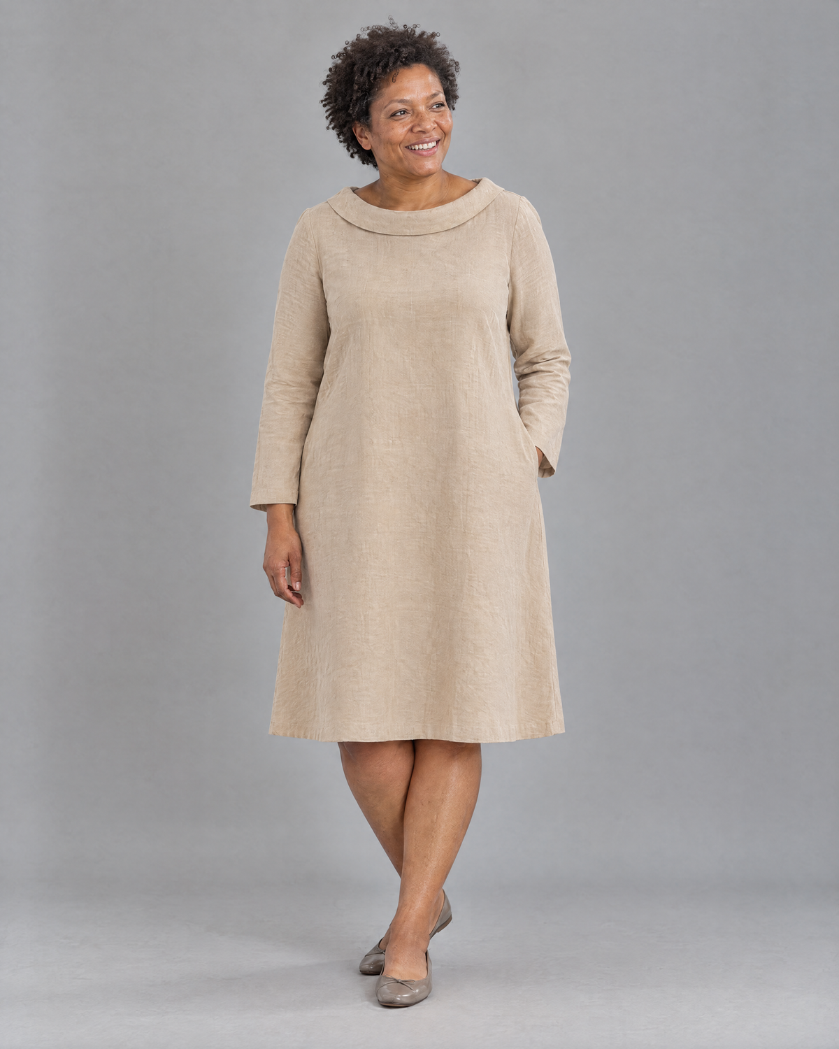 LILA linen back bow A-line dress in Beige, front view