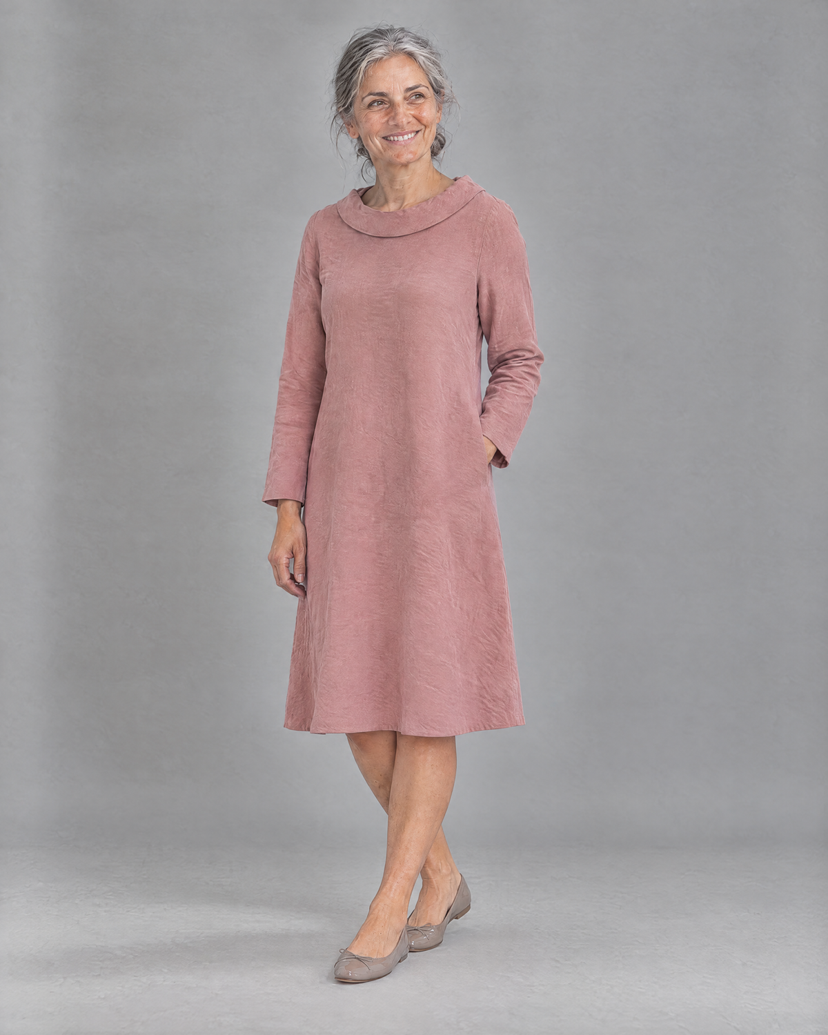 LILA linen back bow A-line dress in Dusty Rose, three-quarter view