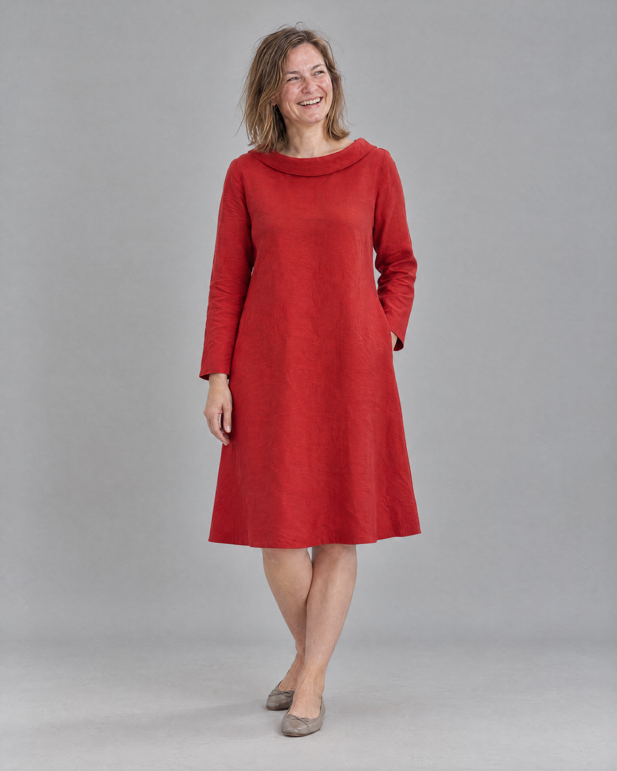 LILA linen back bow A-line dress in Red, front view, length just below the knee