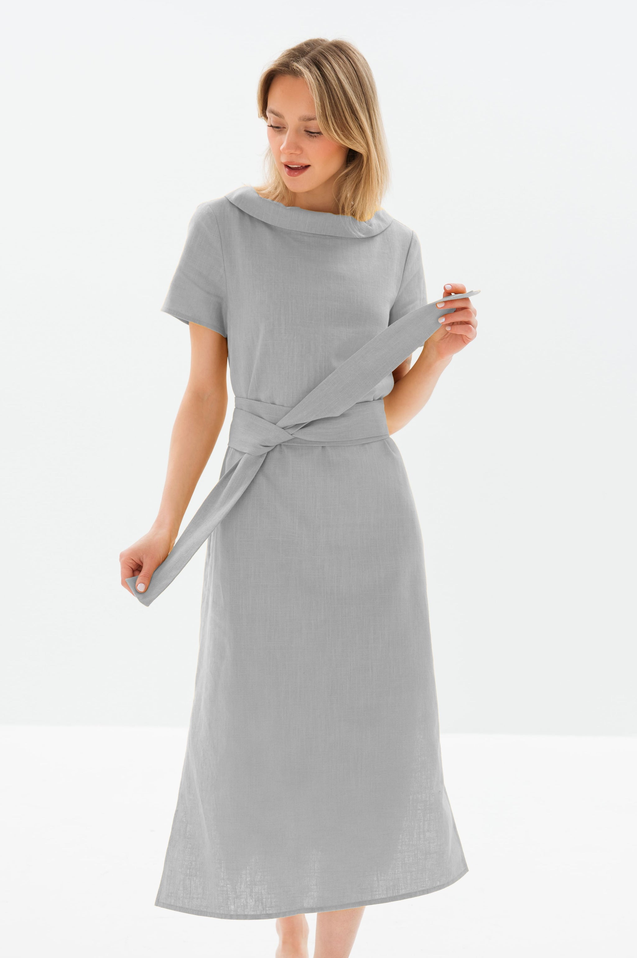 Linen Dress LONG STORY Short-Sleeve Linen That Lets You Breathe Linen Dress LONG STORY Short-Sleeve Linen That Lets You Breathe