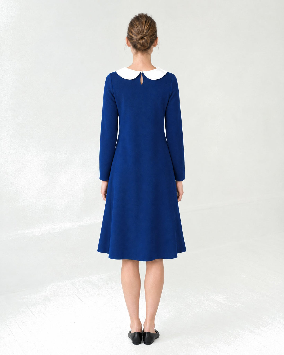 LOVER – Itališko punto Milano suknelė safyro mėlynos spalvos, nugara #Color_Sapphire blue