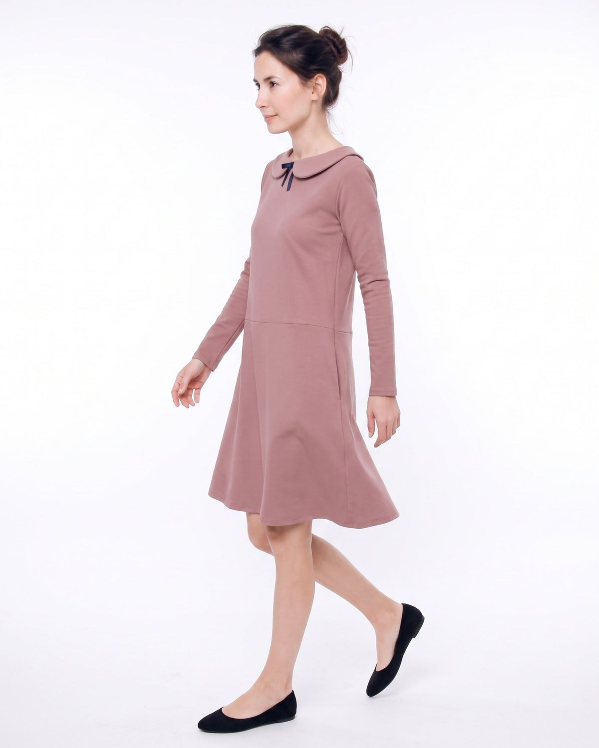 PARISIAN – Dusty rose suknelė, šoninis vaizdas judesyje #Color_Dusty rose