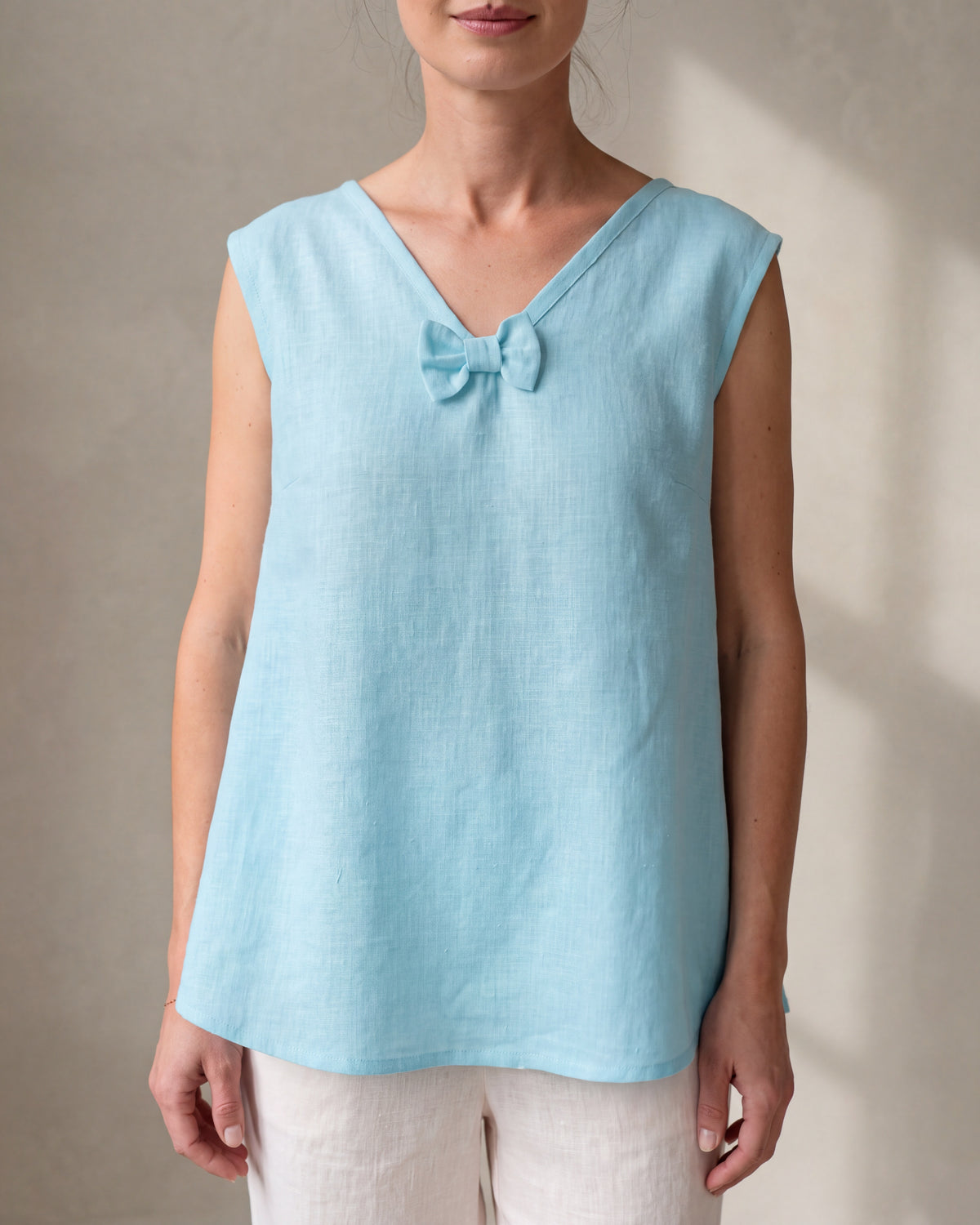 SLEEP Light blue linen blend V-neck nightshirt, close front view