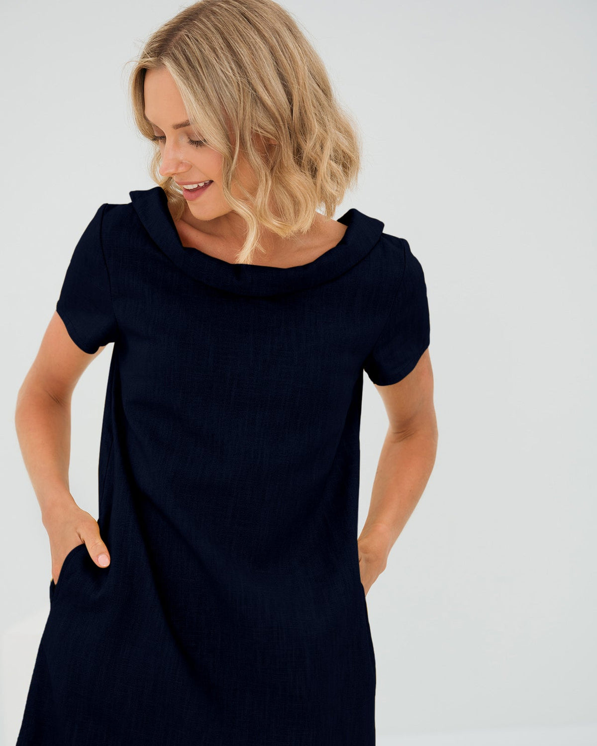 LeMuse STORY linen dress in deep blue – studio front view #Color_Deep blue