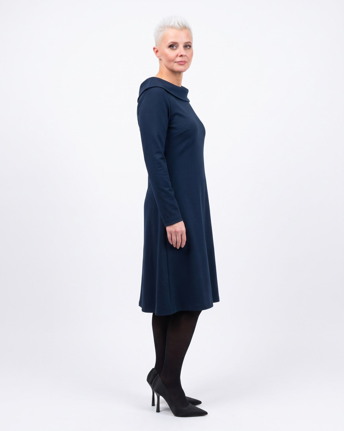 STORY Punto Milano – deep blue dress, side view showing how the A-line skirt falls #Color_Deep blue
