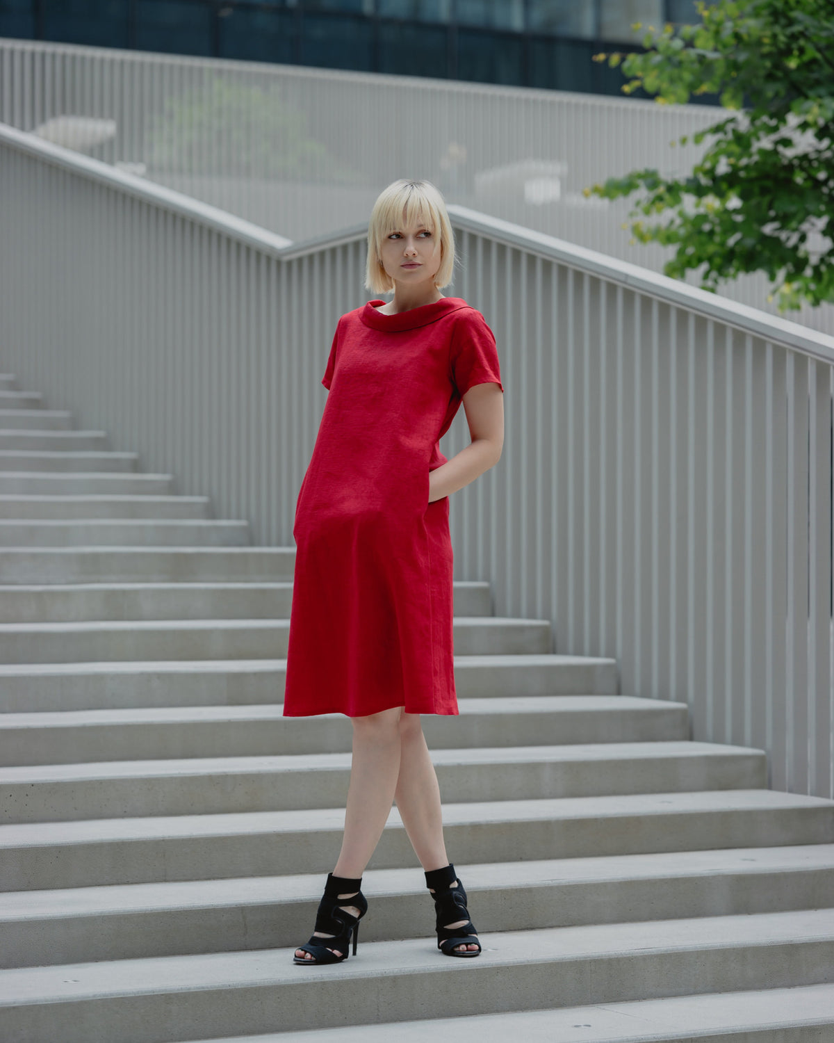 LeMuse STORY linen dress in red – front full length #Color_Red